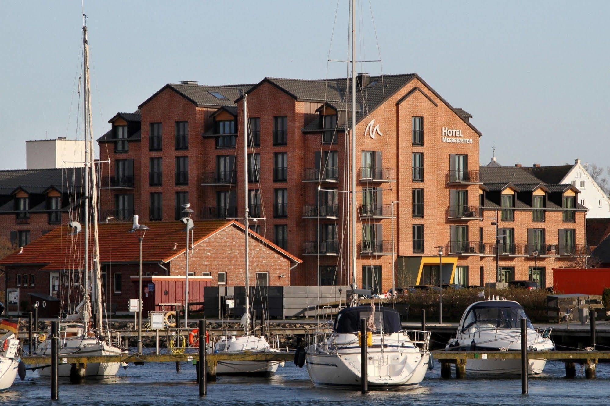 Hafenhotel Meereszeiten Heiligenhafen Luaran gambar