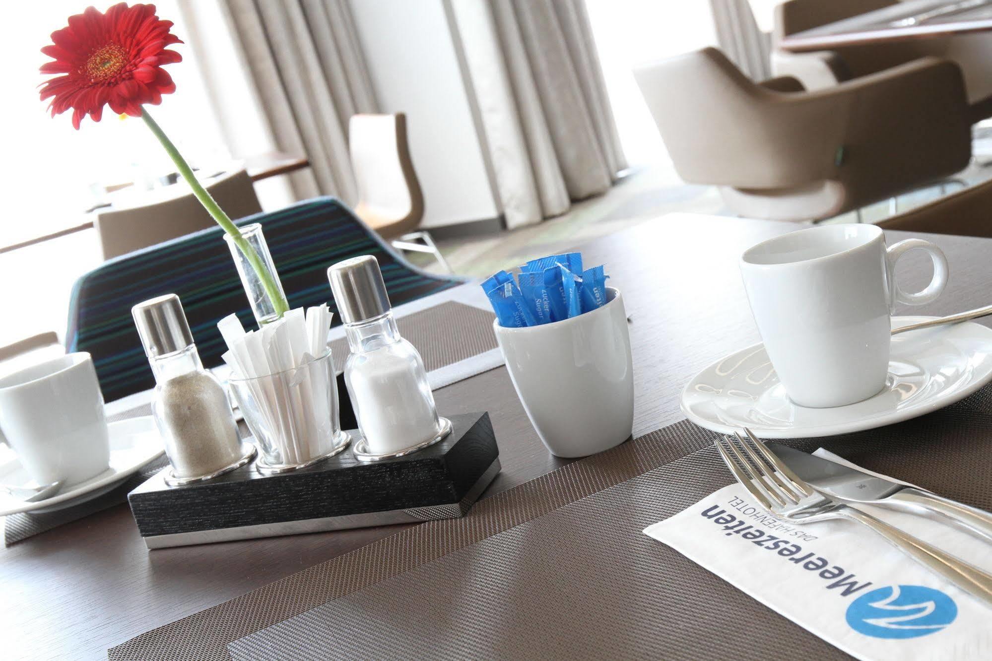 Hafenhotel Meereszeiten Heiligenhafen Luaran gambar